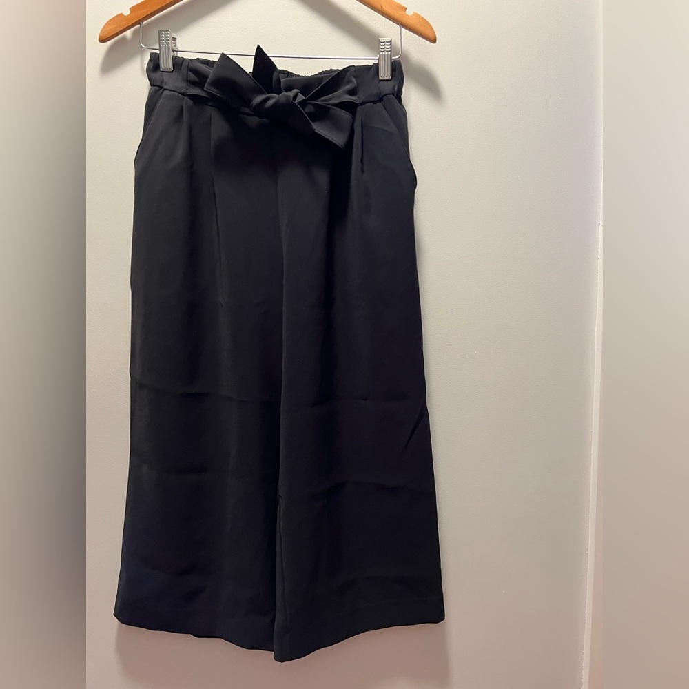 Wide leg pants